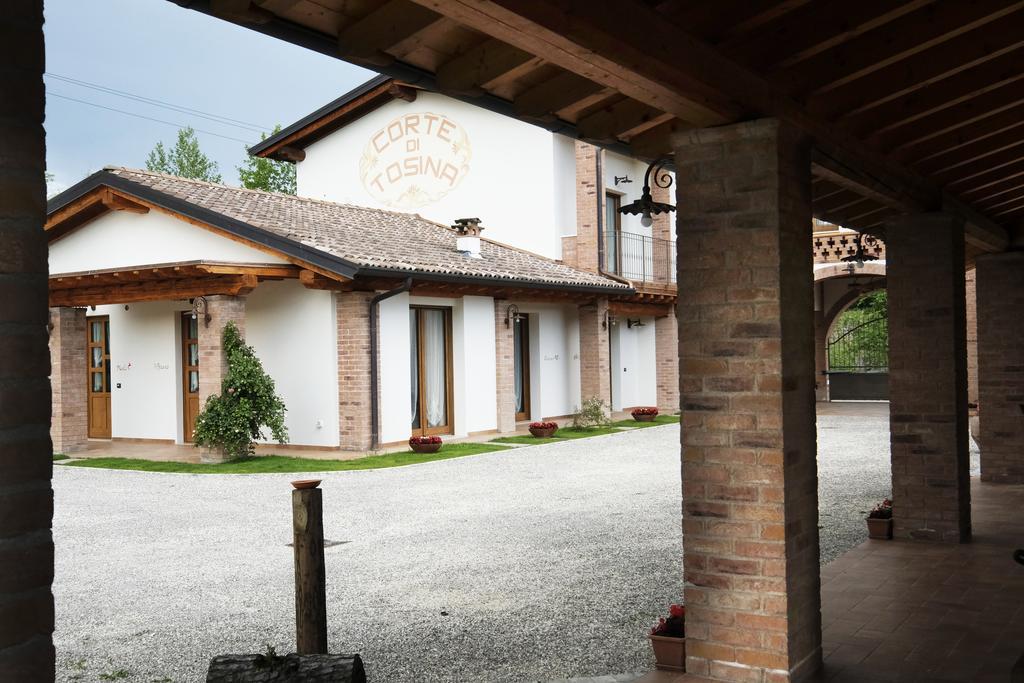 Corte Di Tosina Monzambano Exterior foto